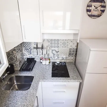 Letmalaga Economy Bishop Orchard Apartment